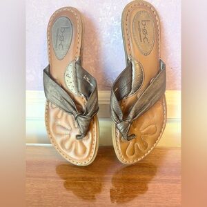 Bobbie Brooks Tan and Gray Knot Sandals